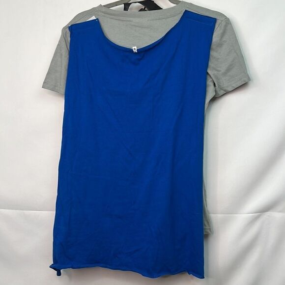 DC Comics Batgirl T-shirt with mask and detachable cape size medium NWT - Picture 9 of 16